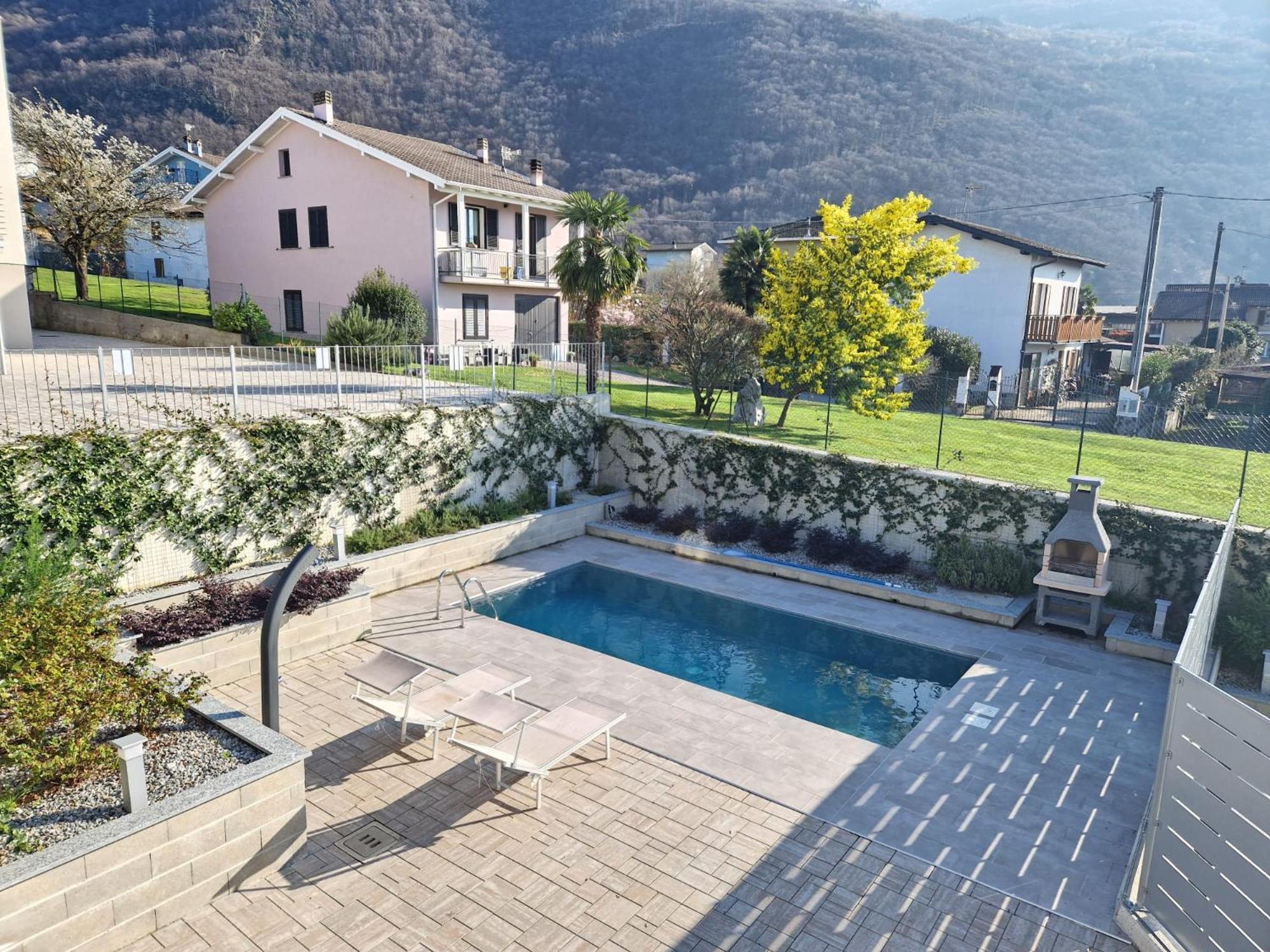 Villa Claudia With Private Pool Коліко Екстер'єр фото